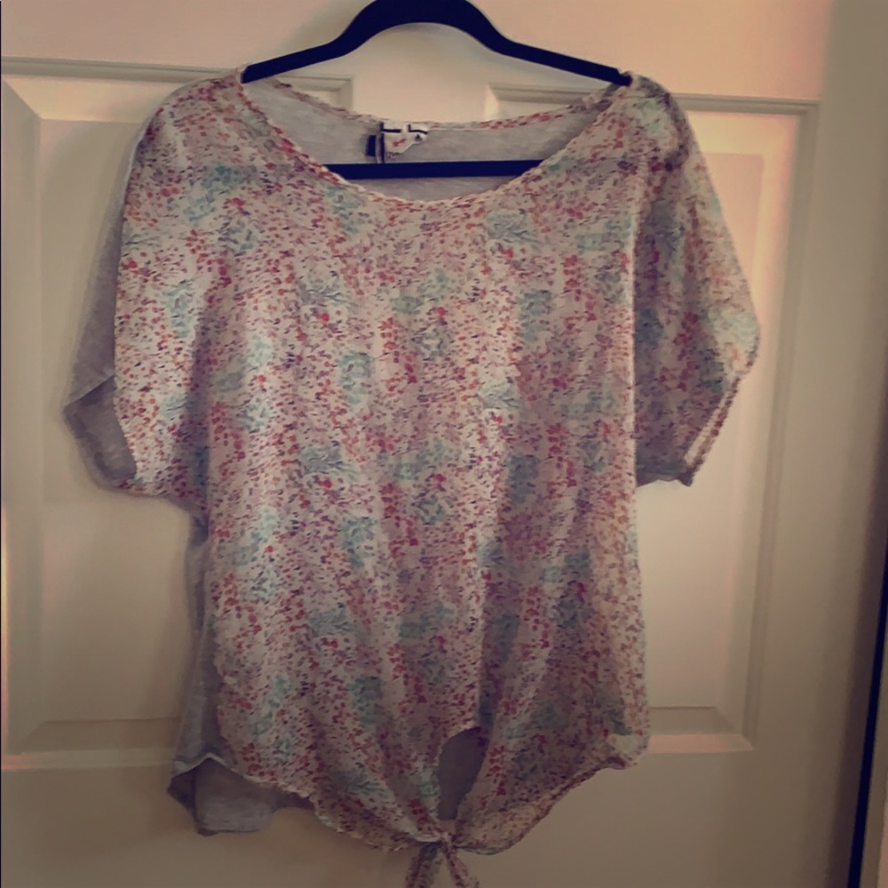 Short sleeve blouse